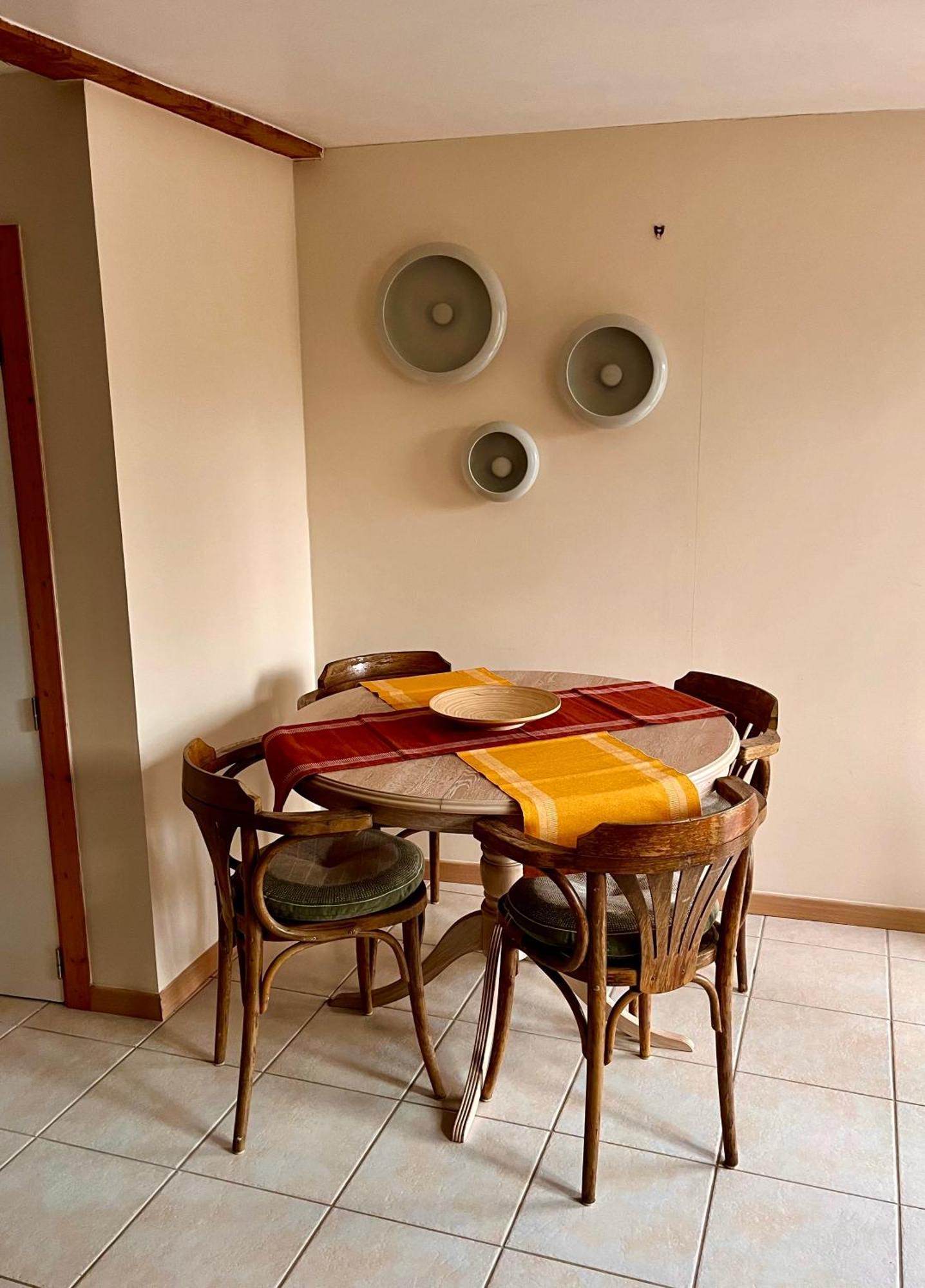 Le Plantier 1 Apartment Beaulieu-sur-Sonnette Bagian luar foto